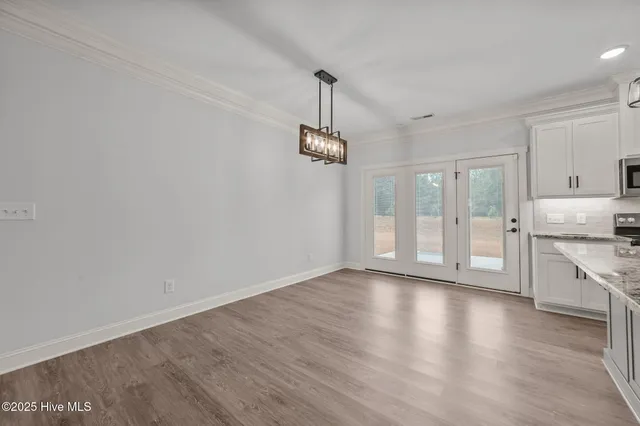 $2,400 | 3833 East Baywood Lane, Greenville, NC 27834