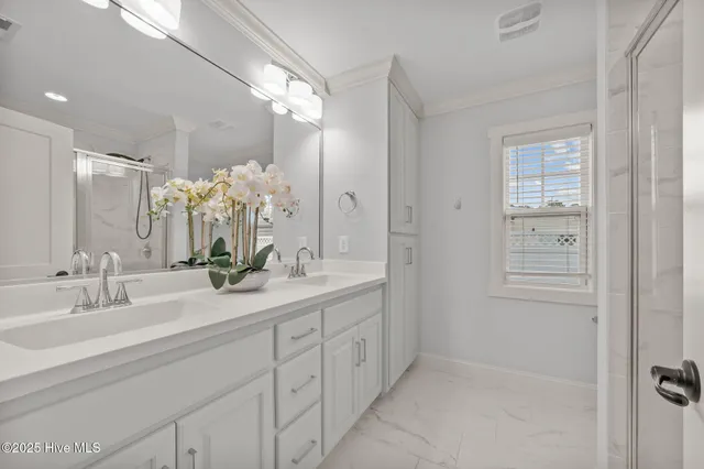 $2,400 | 3833 East Baywood Lane, Greenville, NC 27834