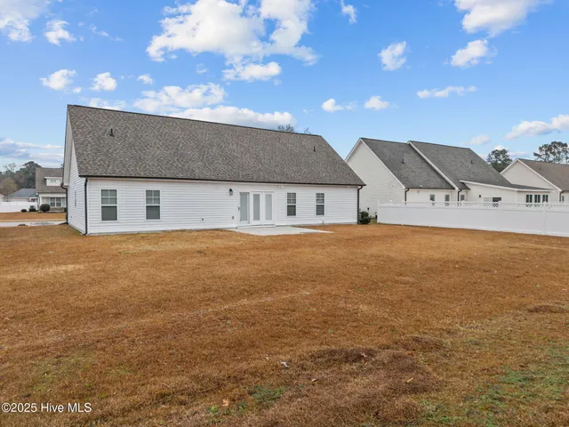 $2,400 | 3833 East Baywood Lane, Greenville, NC 27834