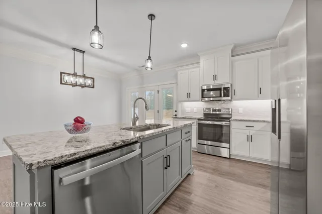 $2,400 | 3833 East Baywood Lane, Greenville, NC 27834