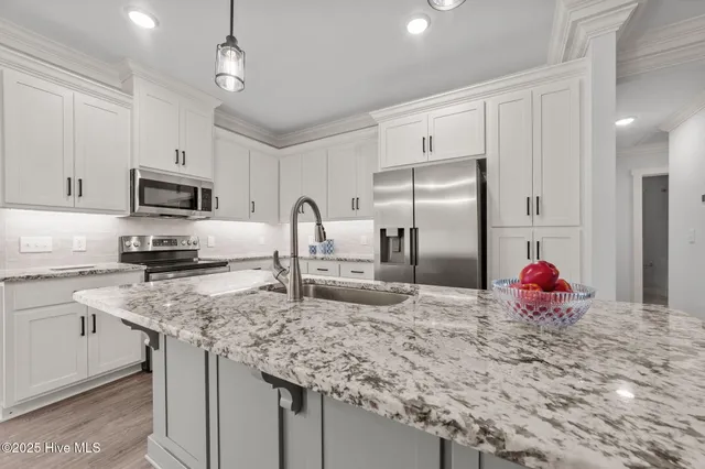 $2,400 | 3833 East Baywood Lane, Greenville, NC 27834