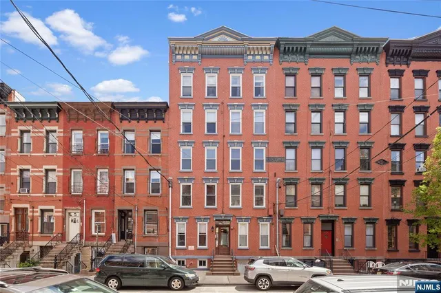 $800,000 | 933 Garden Street, Unit 3, Hoboken, NJ 07030