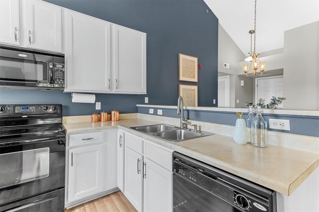 9733 Crayford Road, Unit 9I Affton, MO 63123 - Photo 12 of 29 Gallery Image 12