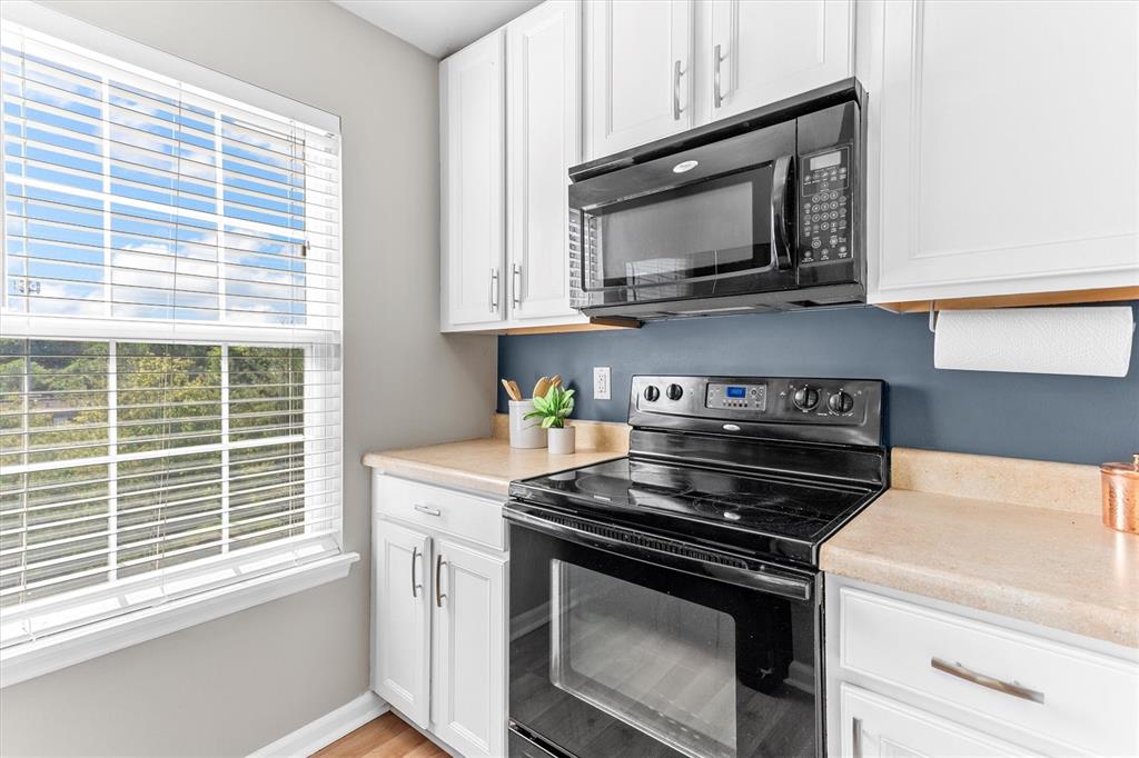 9733 Crayford Road, Unit 9I Affton, MO 63123 - Photo 13 of 29 Gallery Image 13