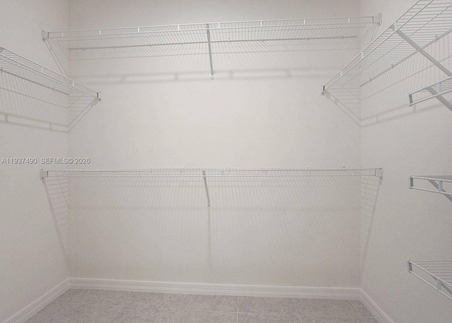 811 Southeast Seahouse Drive Port St. Lucie, FL 34983 - Photo 17 of 24 Gallery Image 17