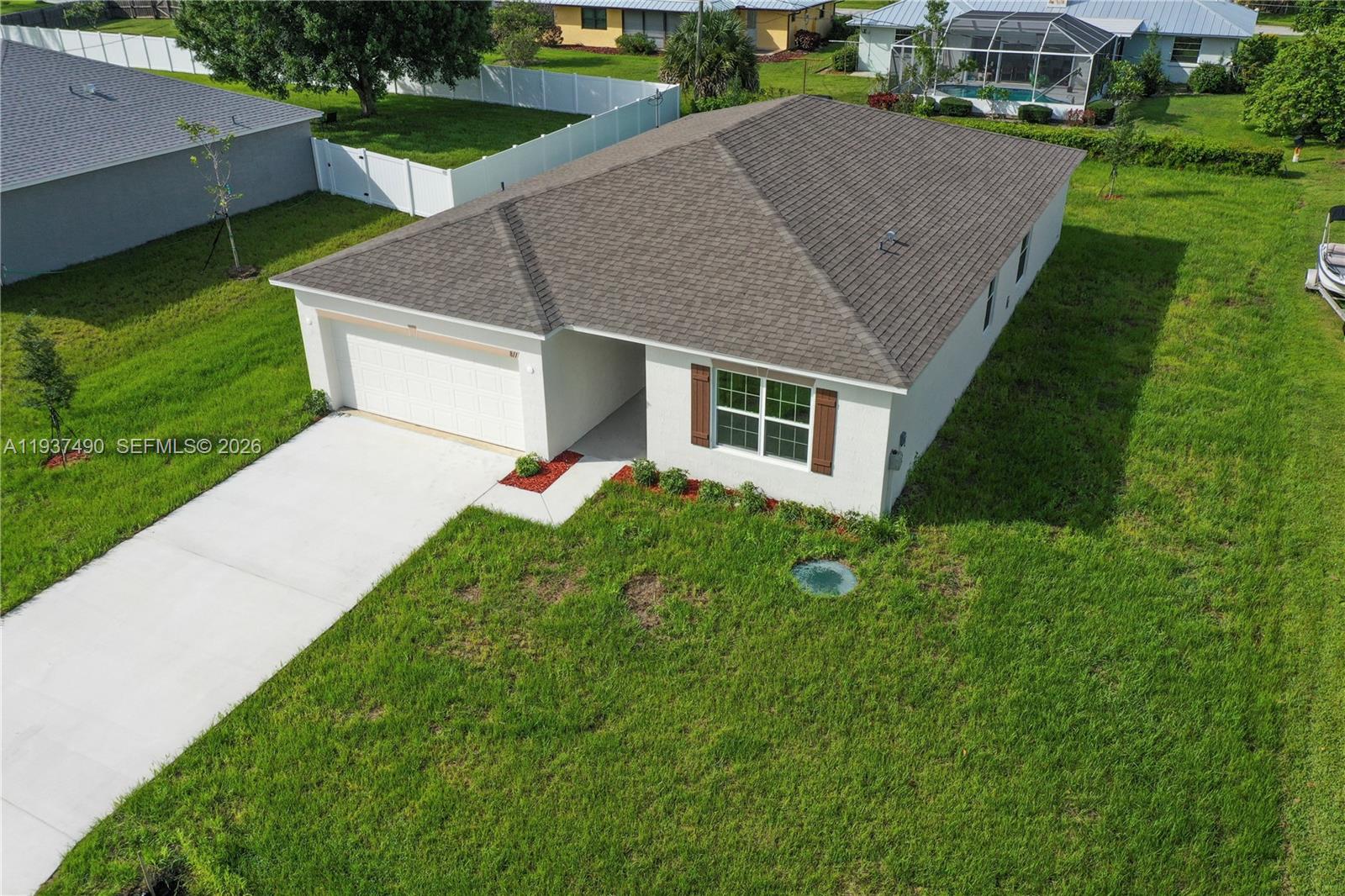 811 Southeast Seahouse Drive Port St. Lucie, FL 34983 - Photo 24 of 24 Gallery Image 24