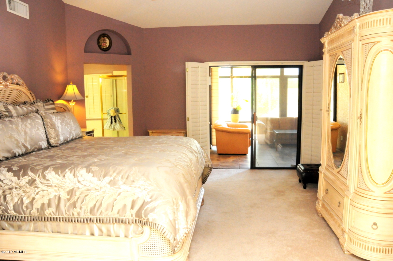 18502 East Poco Rio Drive Rio Verde, AZ 85263 - Photo 30 of 34 Master bedroom