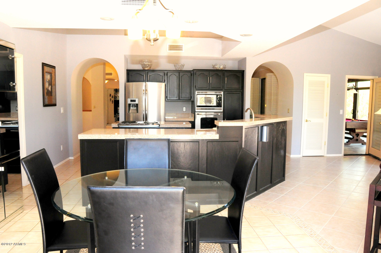 18502 East Poco Rio Drive Rio Verde, AZ 85263 - Photo 8 of 34 Breakfast nook and kitchen
