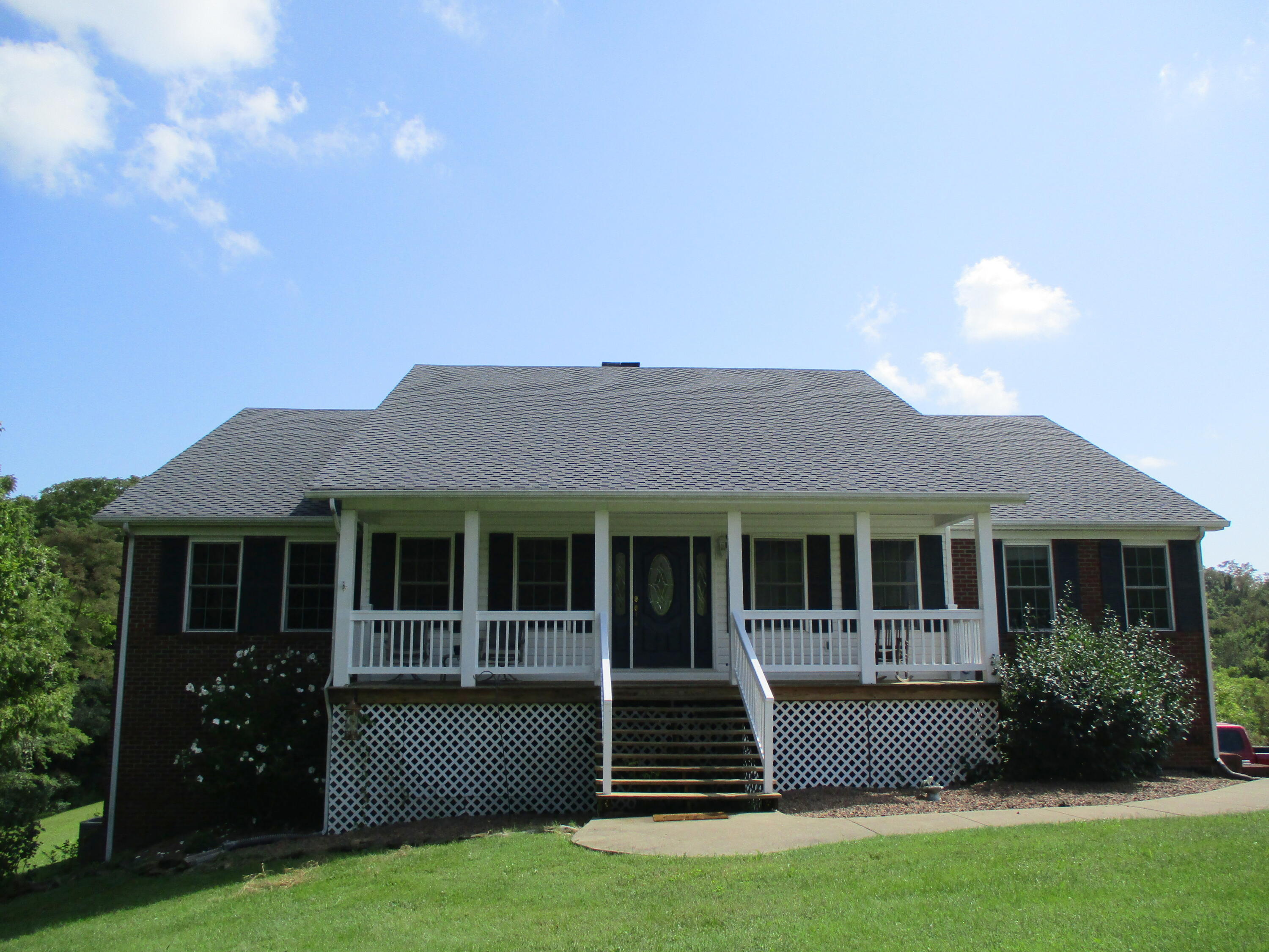 645 Fuzzy Duck Road Lancaster, KY 40444 - Photo 3 of 57 IMG_1134