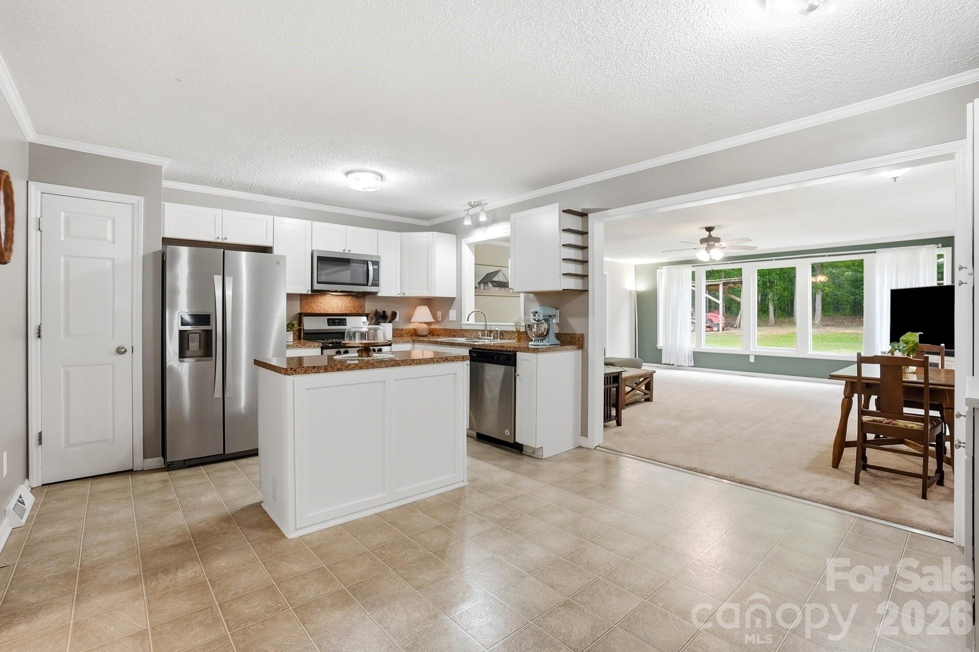 5542 Randolph Road Kannapolis, NC 28081 - Photo 10 of 48