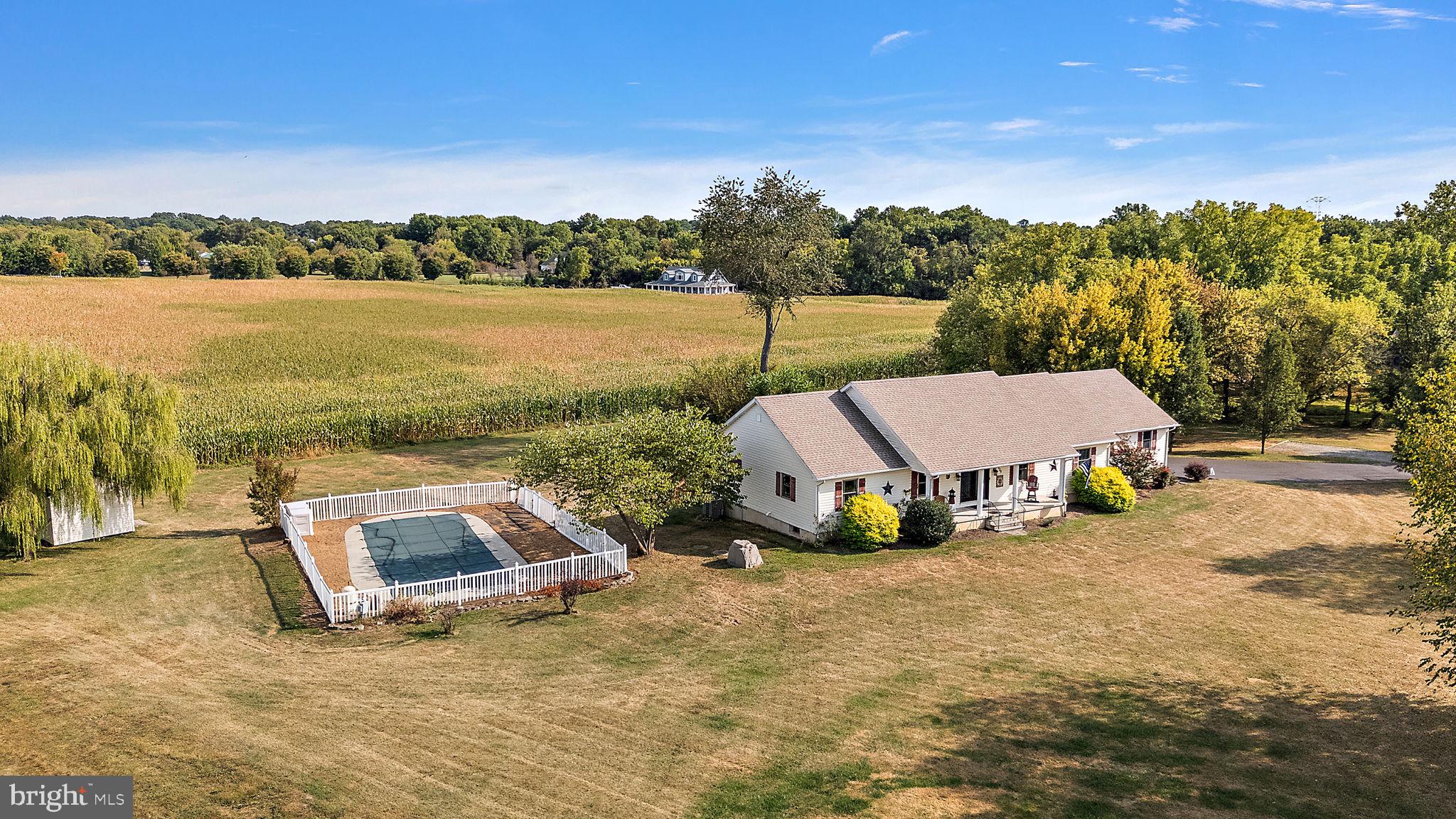 208 Manor Drive Middletown, DE 19709 - Photo 2 of 38