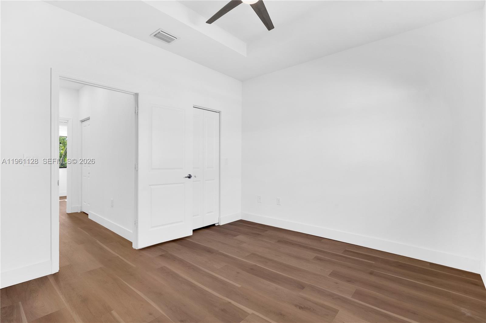 859 Northeast 211th Street Miami, FL 33179 - Photo 23 of 34