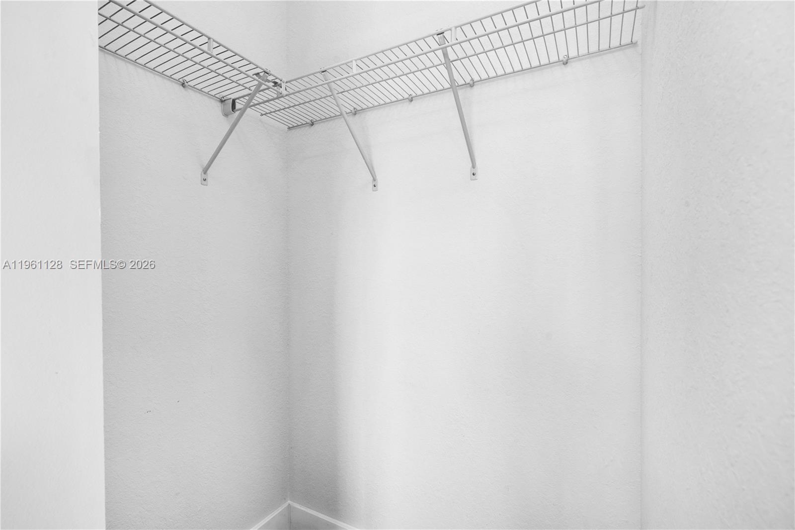 859 Northeast 211th Street Miami, FL 33179 - Photo 30 of 34