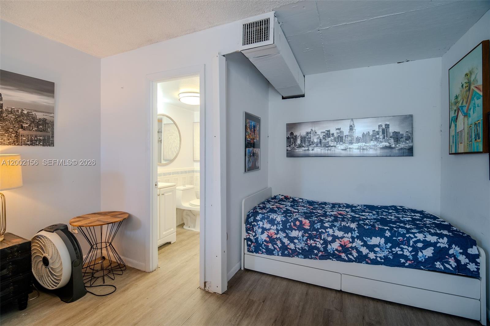 1331 Lincoln Road, Unit 804 Miami Beach, FL 33139 - Photo 11 of 21