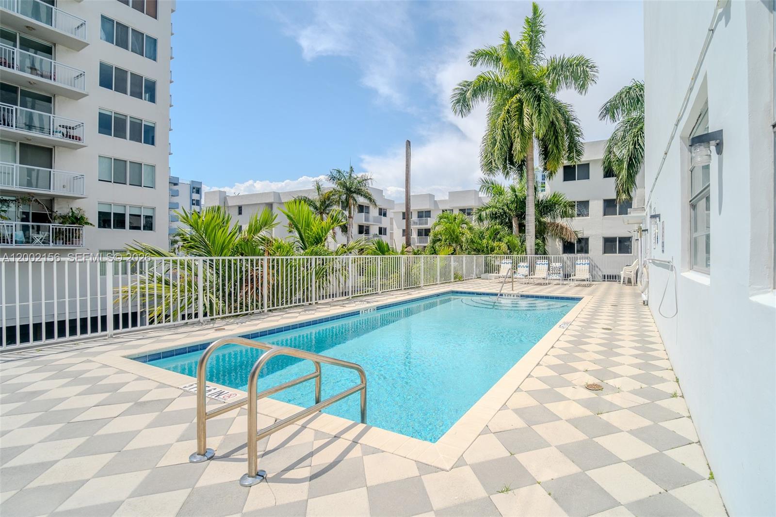 1331 Lincoln Road, Unit 804 Miami Beach, FL 33139 - Photo 19 of 21