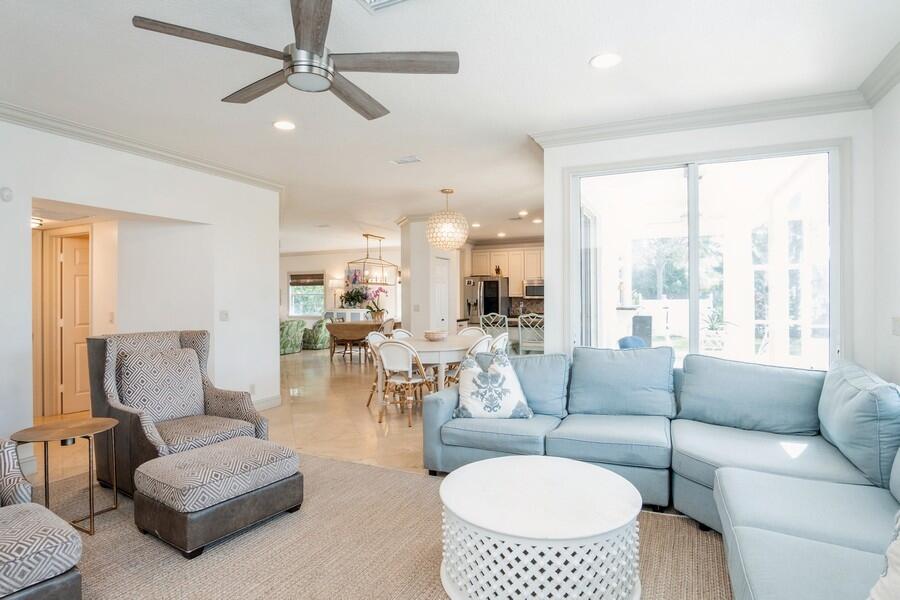 6031 Robinson Street Jupiter, FL 33458 - Photo 16 of 44 19_6031RobinsonSt_3001_FamilyRoom_Small