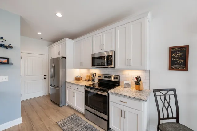 $349,900 | 1077 Malinda Lane, Greenbrier, TN 37073