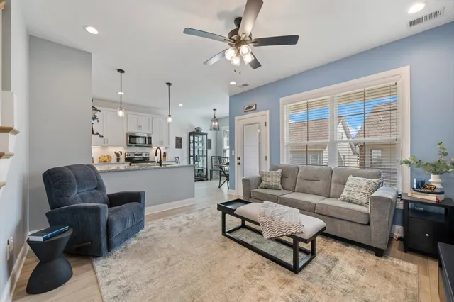 $349,900 | 1077 Malinda Lane, Greenbrier, TN 37073