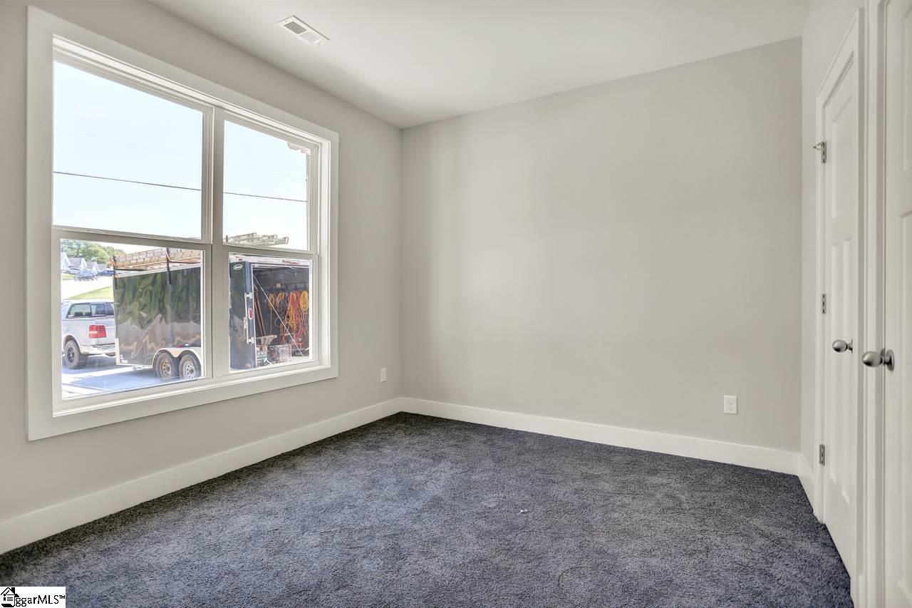 901 Log Shoals Road Greenville, SC 29607 - Photo 13 of 22