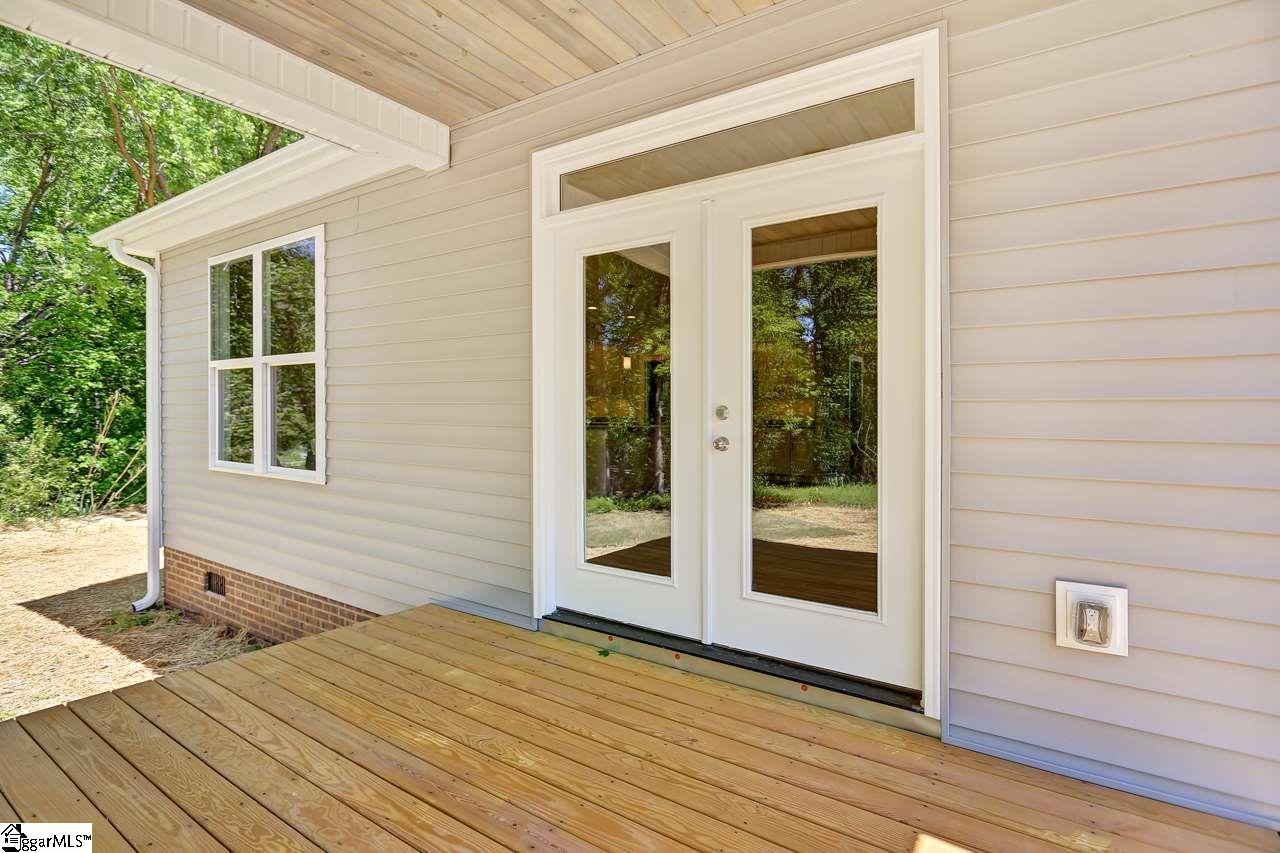 901 Log Shoals Road Greenville, SC 29607 - Photo 20 of 22