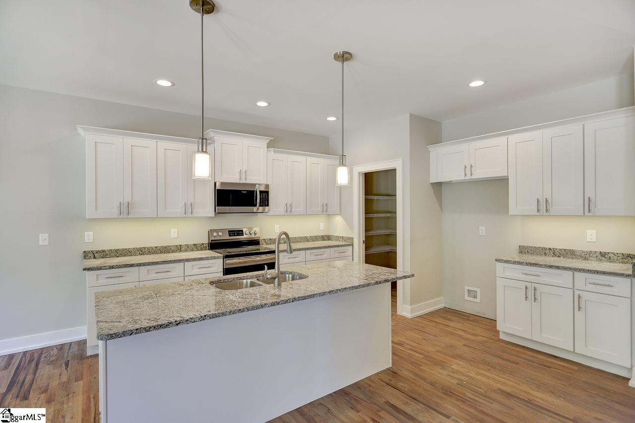 901 Log Shoals Road Greenville, SC 29607 - Photo 9 of 22