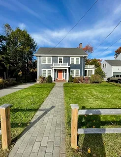 $1,249,000 | 424 Brook Road, Milton, MA 02186