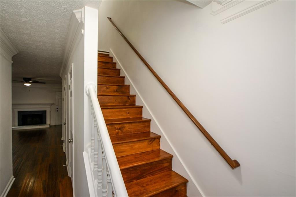 2340 Beaver Ruin Road, Unit UN26 Norcross, GA 30071 - Photo 25 of 42 a view of entryway