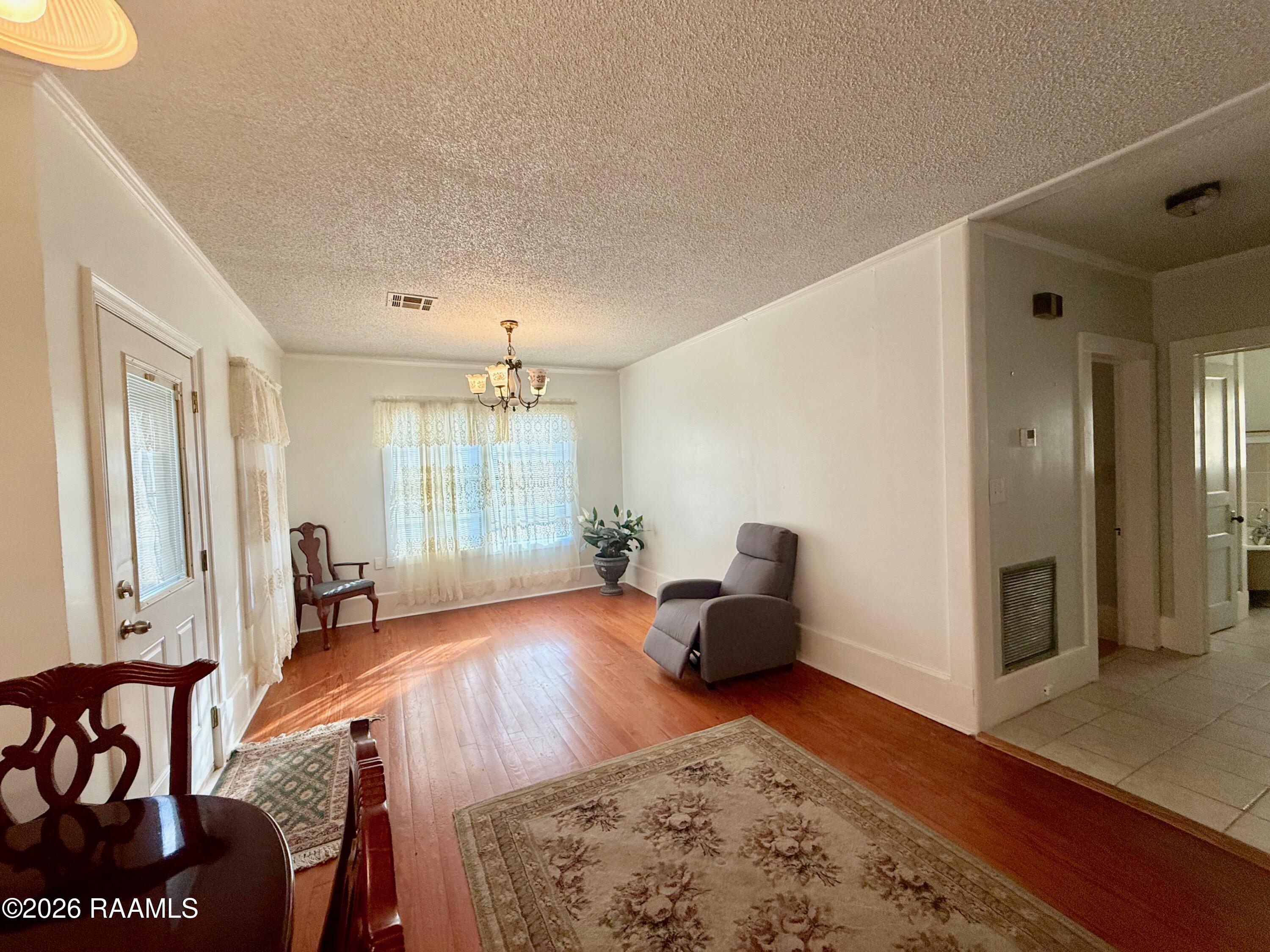9217 Harold Landry Road New Iberia, LA 70563 - Photo 19 of 42 living room