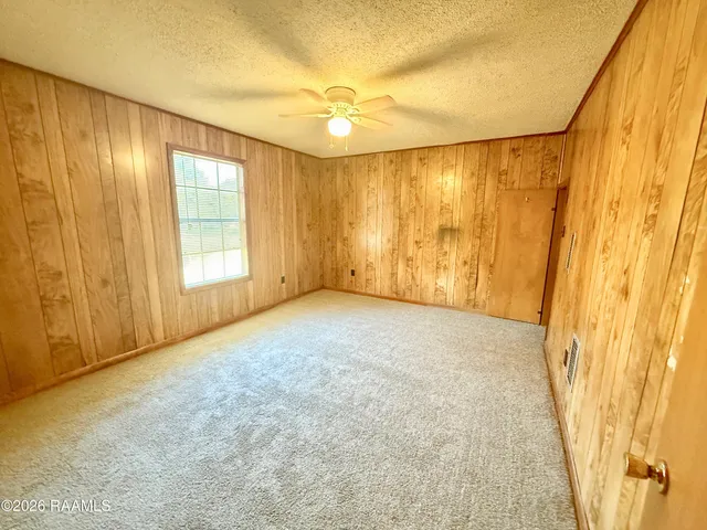 $227,000 | 9217 Harold Landry Road, New Iberia, LA 70563