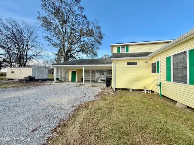$227,000 | 9217 Harold Landry Road, New Iberia, LA 70563