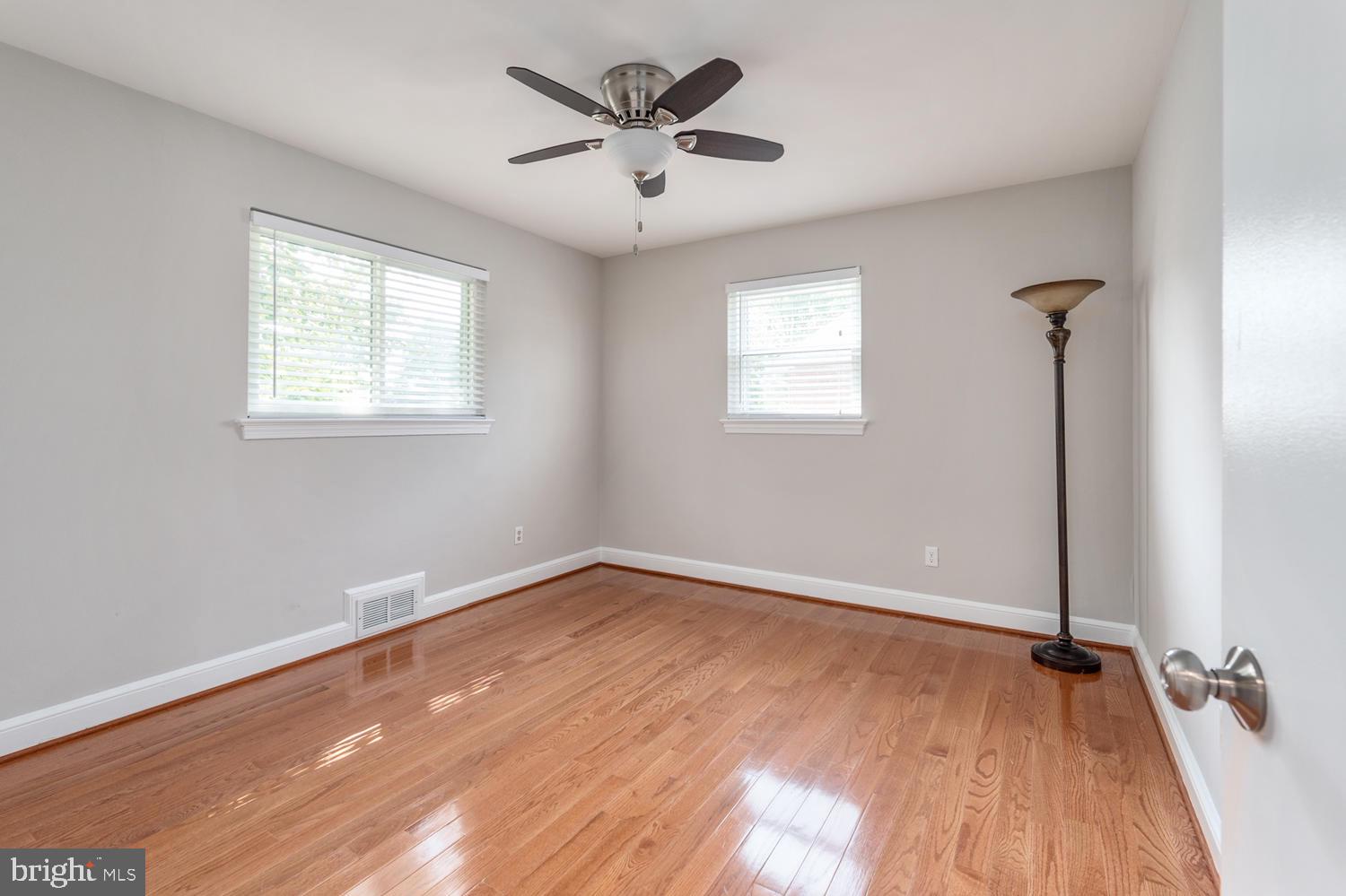 6015 Amherst Avenue Springfield, VA 22150 - Photo 21 of 40 Gallery Image 21