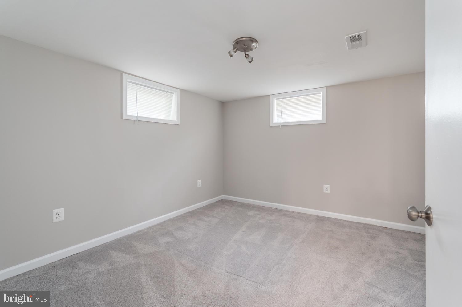 6015 Amherst Avenue Springfield, VA 22150 - Photo 30 of 40 Gallery Image 30