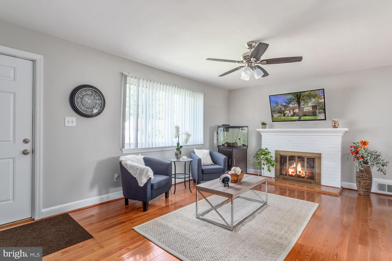 6015 Amherst Avenue Springfield, VA 22150 - Photo 4 of 40 Gallery Image 4