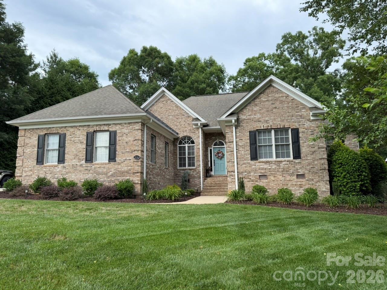 914 Players Ridge Road Hickory, NC 28601 - Photo 3 of 42