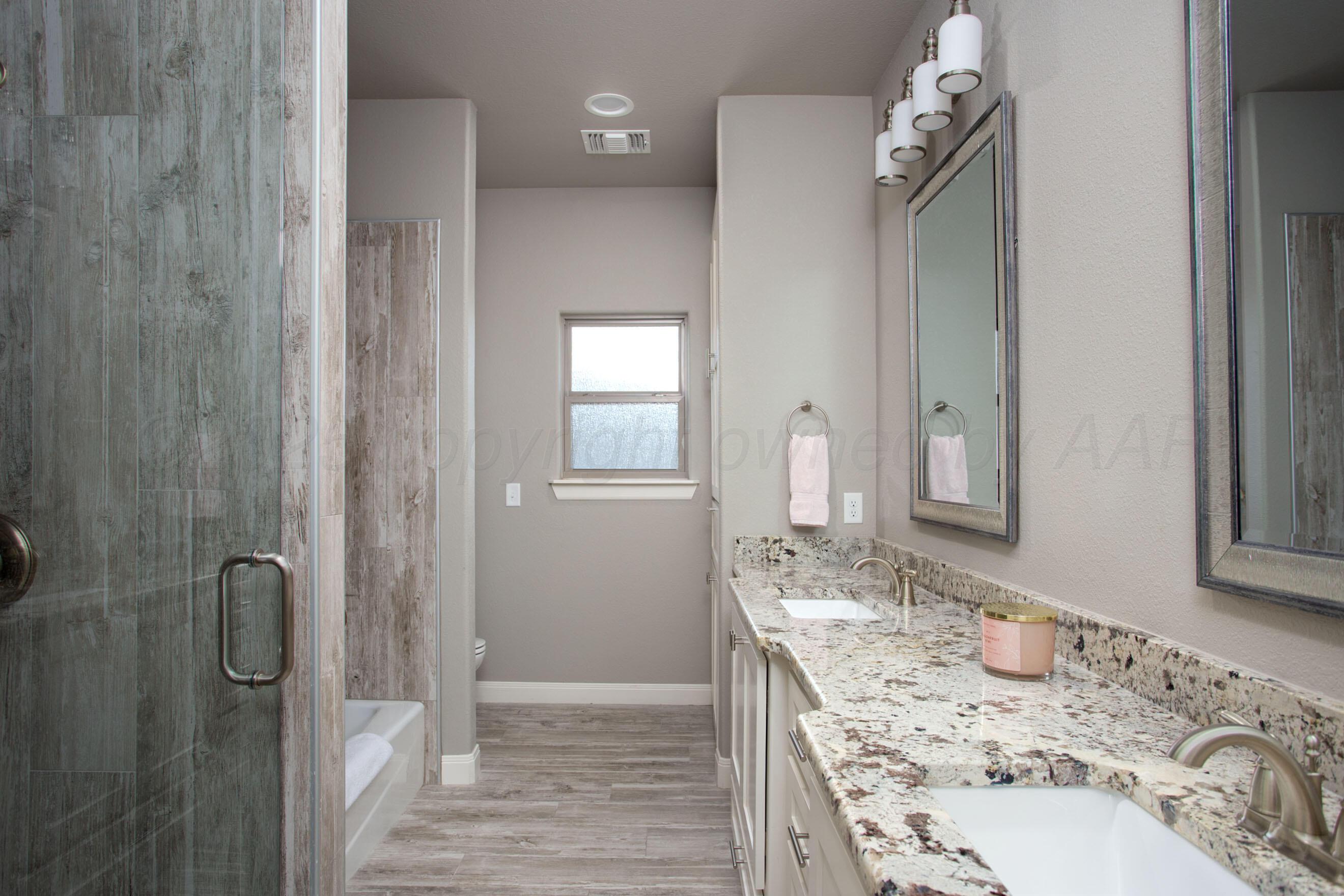 5708 Wesley Road Amarillo, TX 79119 - Photo 26 of 33 Upstairs bathroom
