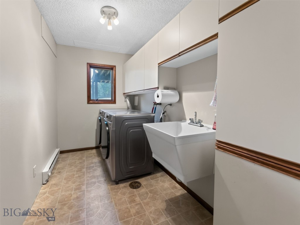 3 Hitching Post Road Bozeman, MT 59715 - Photo 27 of 35 Lower Guest Bathroom