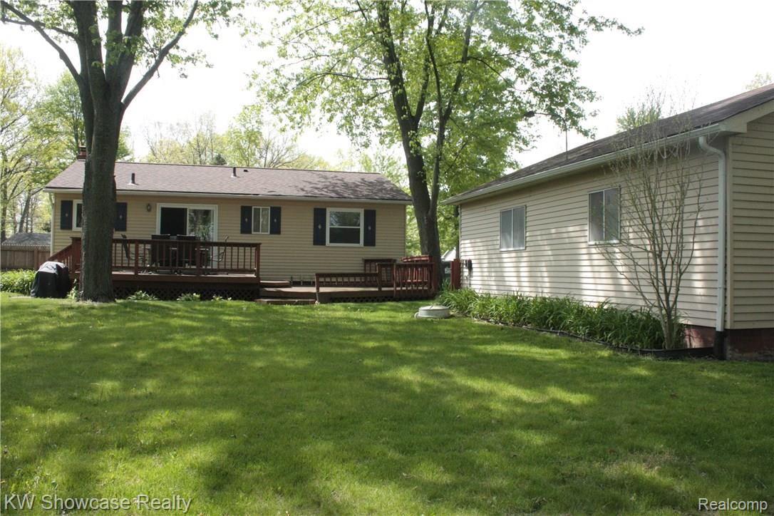 1573 Remsing Street Hartland, MI 48353 - Photo 22 of 25 IMG_7775.JPG