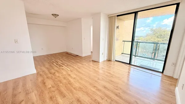 $2,150 | 11800 Southwest 18th Street, Unit 5114, Miami, FL 33175