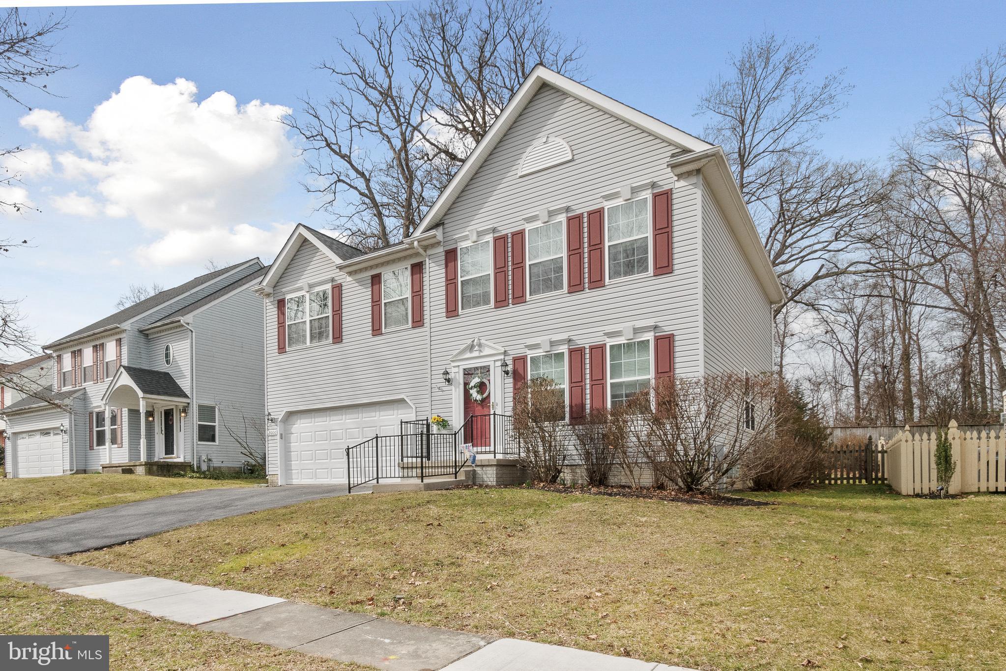 2006 Windys Run Road Catonsville, MD 21228 - Photo 5 of 51 Vinyl siding + newer roof in 2018