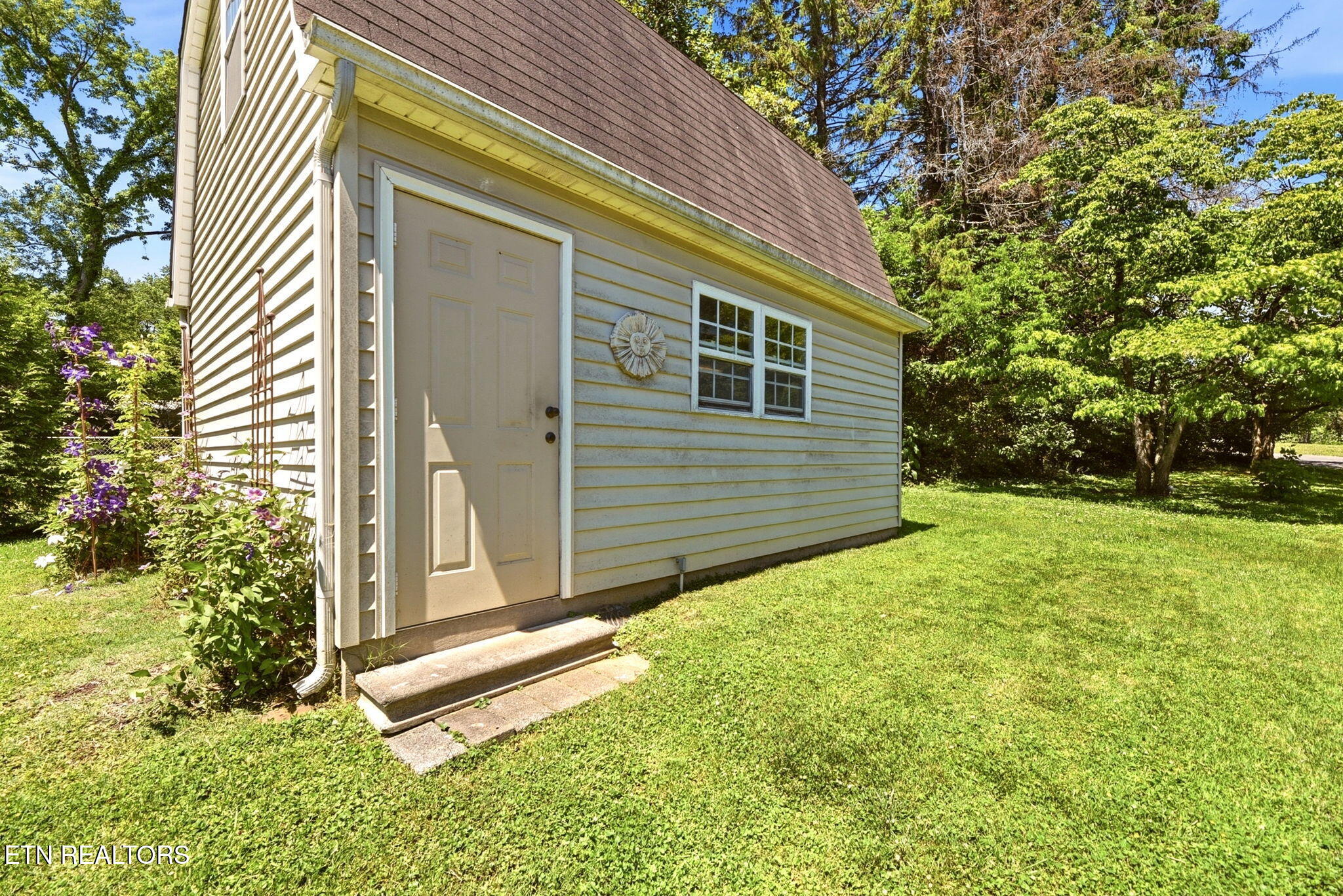 109 Washburn Circle Oak Ridge, TN 37830 - Photo 35 of 53 35-web-or-mls-DSC_7524