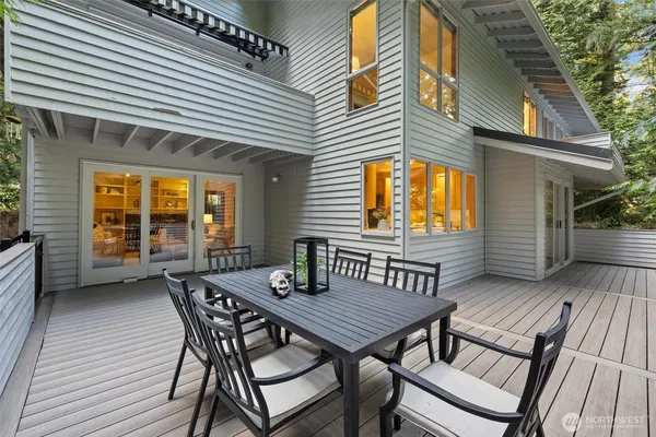 $2,095,000 | 13619 Northeast 28th Street, Bellevue, WA 98005