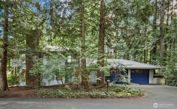 $2,095,000 | 13619 Northeast 28th Street, Bellevue, WA 98005