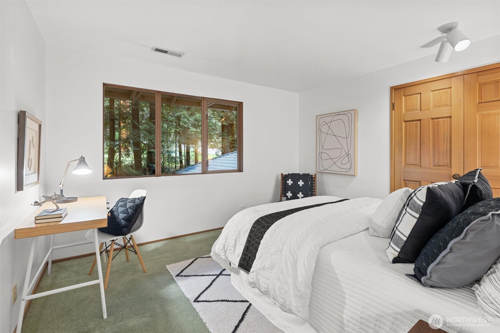 13619 Northeast 28th Street Bellevue, WA 98005 - Photo 27 of 35