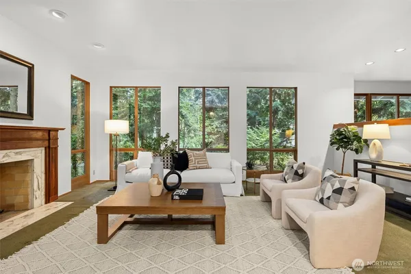 $2,095,000 | 13619 Northeast 28th Street, Bellevue, WA 98005