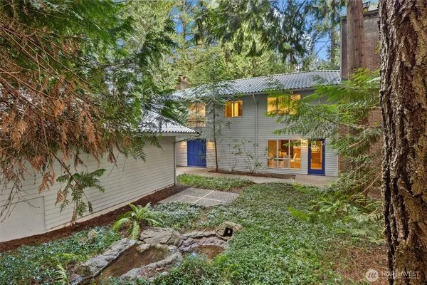 $2,095,000 | 13619 Northeast 28th Street, Bellevue, WA 98005
