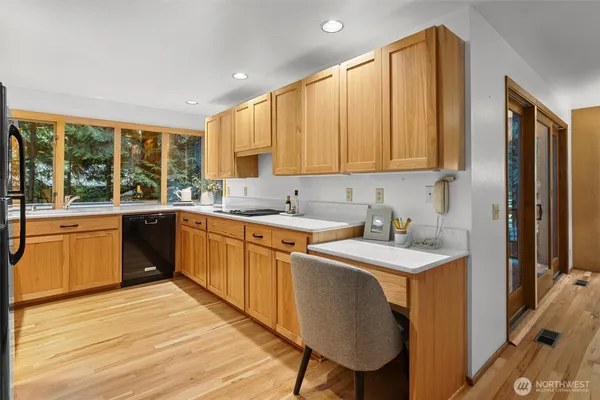 $2,095,000 | 13619 Northeast 28th Street, Bellevue, WA 98005