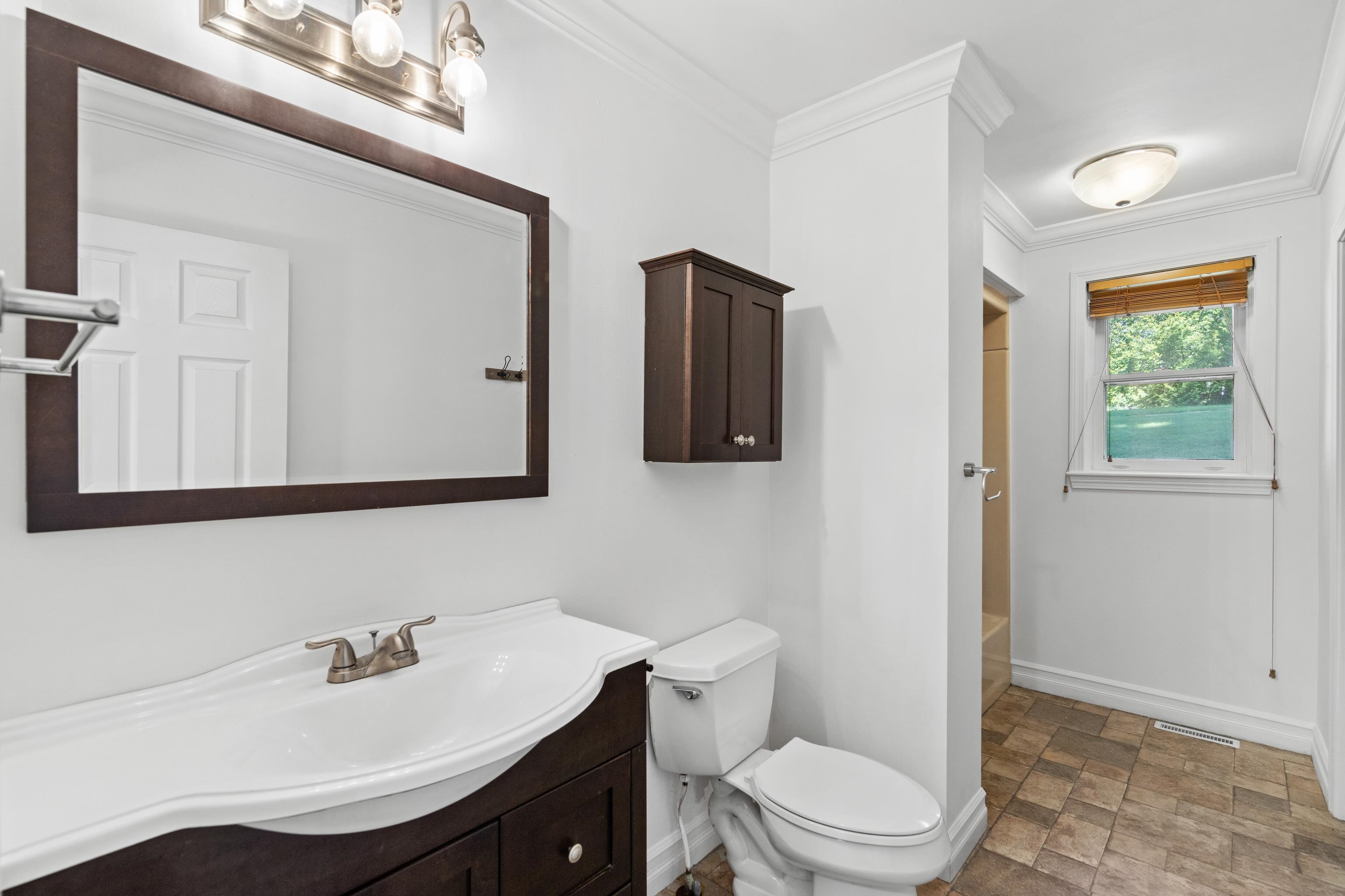 2 Fox Street Windham, NH 03087 - Photo 9 of 39