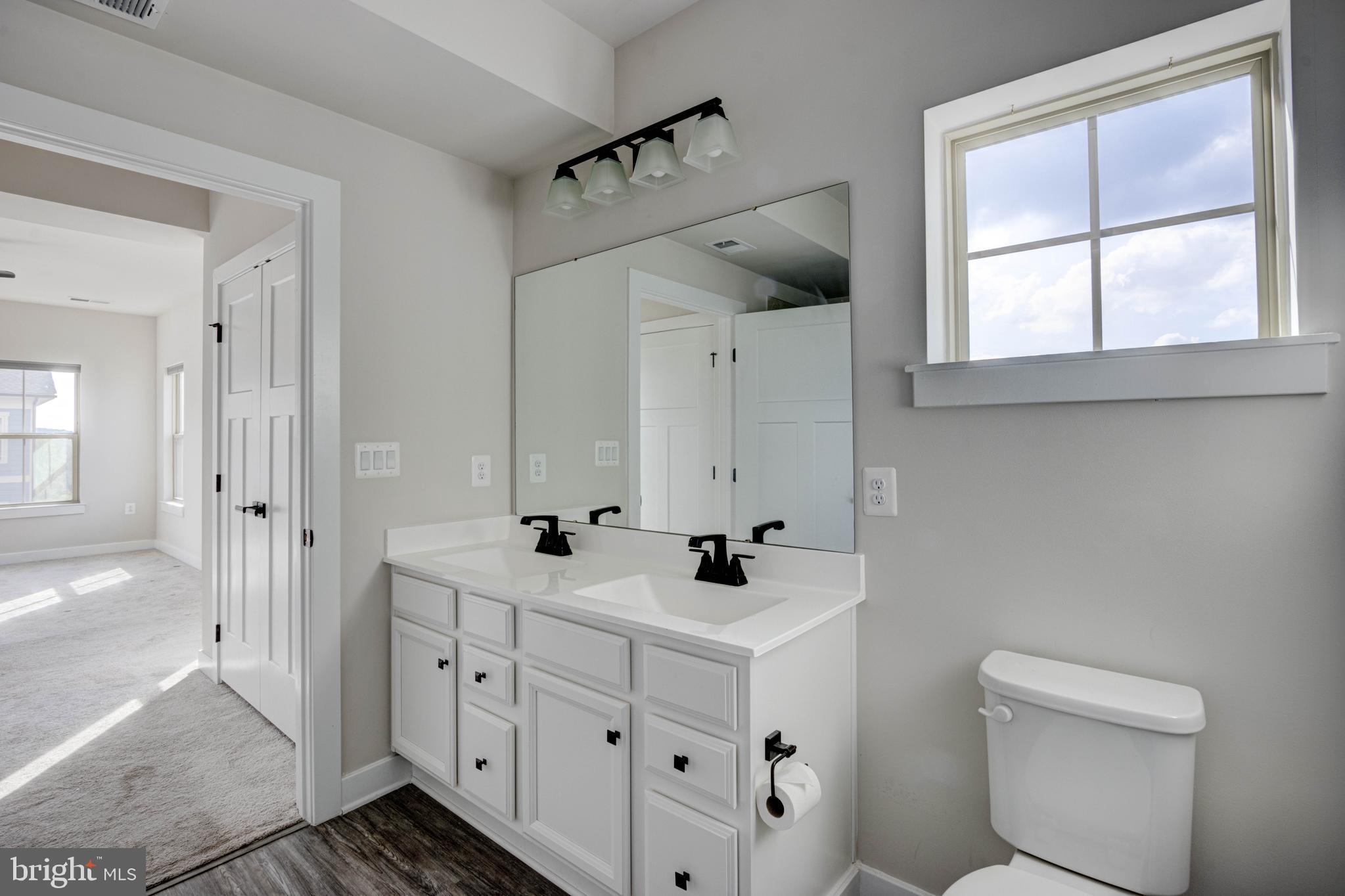 3282 Pine Needle Circle, Unit 403 Frederick, MD 21704 - Photo 23 of 49 Dual sinks