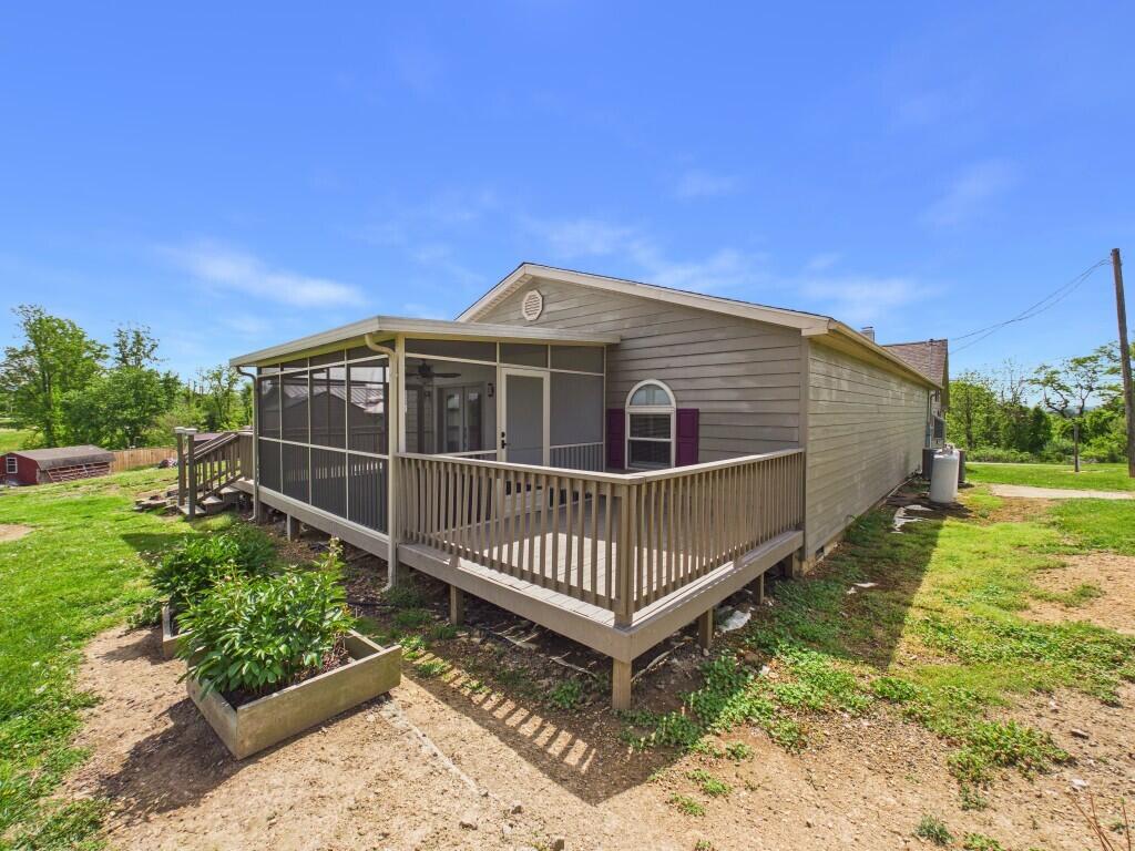 5833 Lyons Road Dublin, VA 24084 - Photo 11 of 64 11