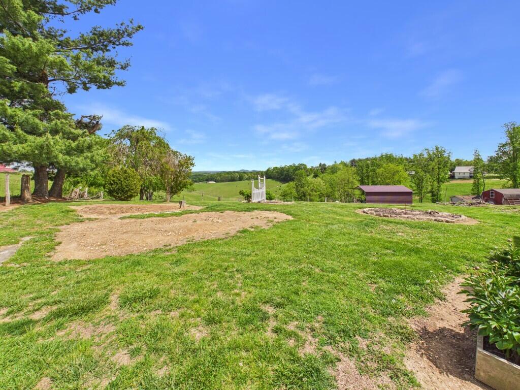5833 Lyons Road Dublin, VA 24084 - Photo 10 of 64 10